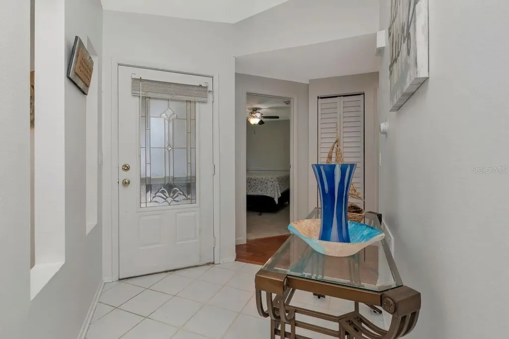 435 Lakeview Drive Oldsmar FL 34677