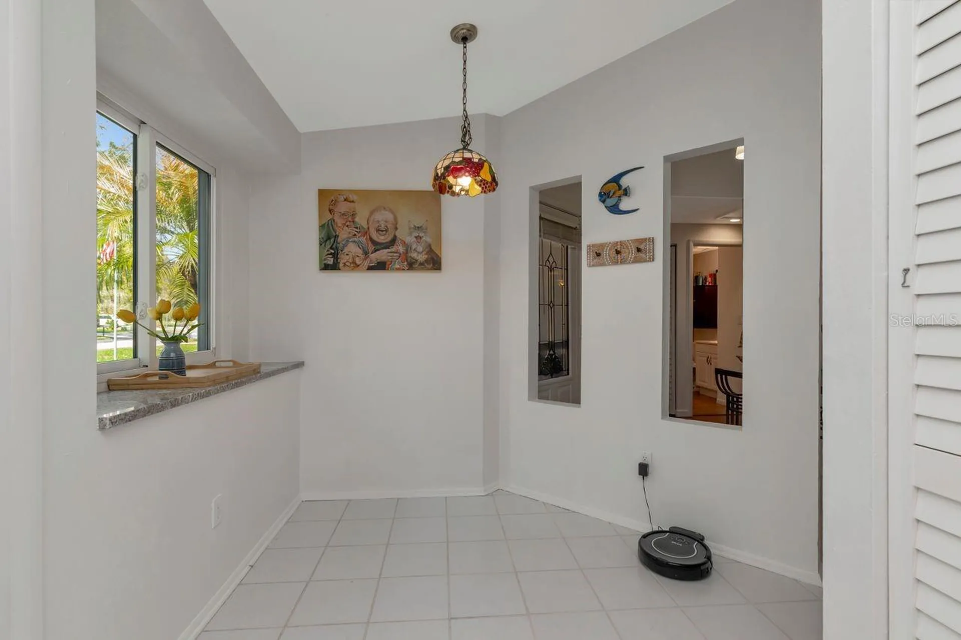 435 Lakeview Drive Oldsmar FL 34677
