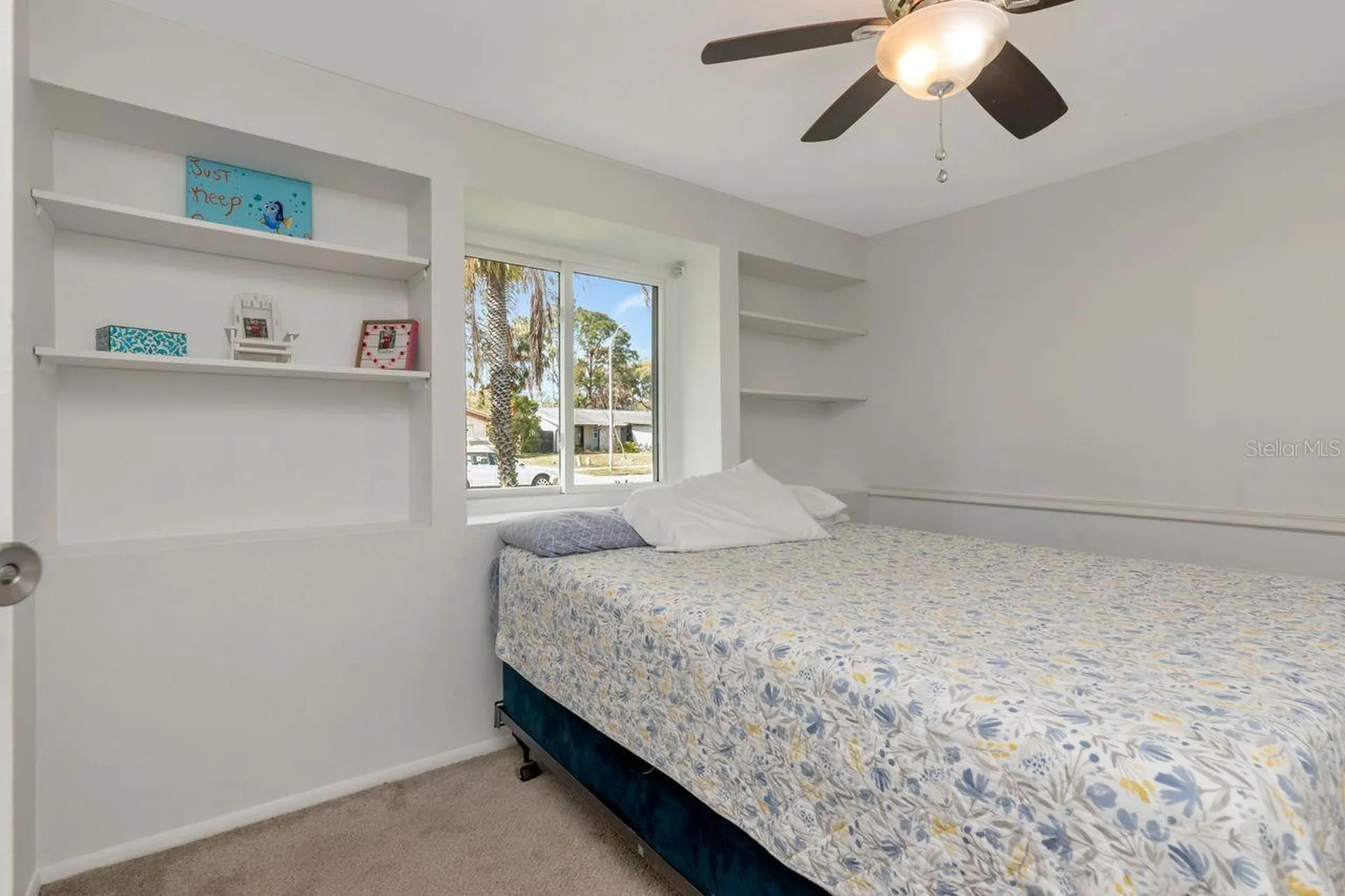 435 Lakeview Drive Oldsmar FL 34677