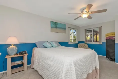 435 Lakeview Drive Oldsmar FL 34677
