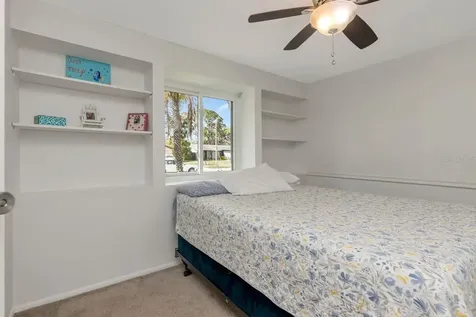 435 Lakeview Drive Oldsmar FL 34677