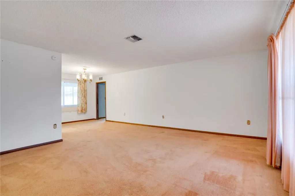 12161 100th Avenue Seminole FL 33772