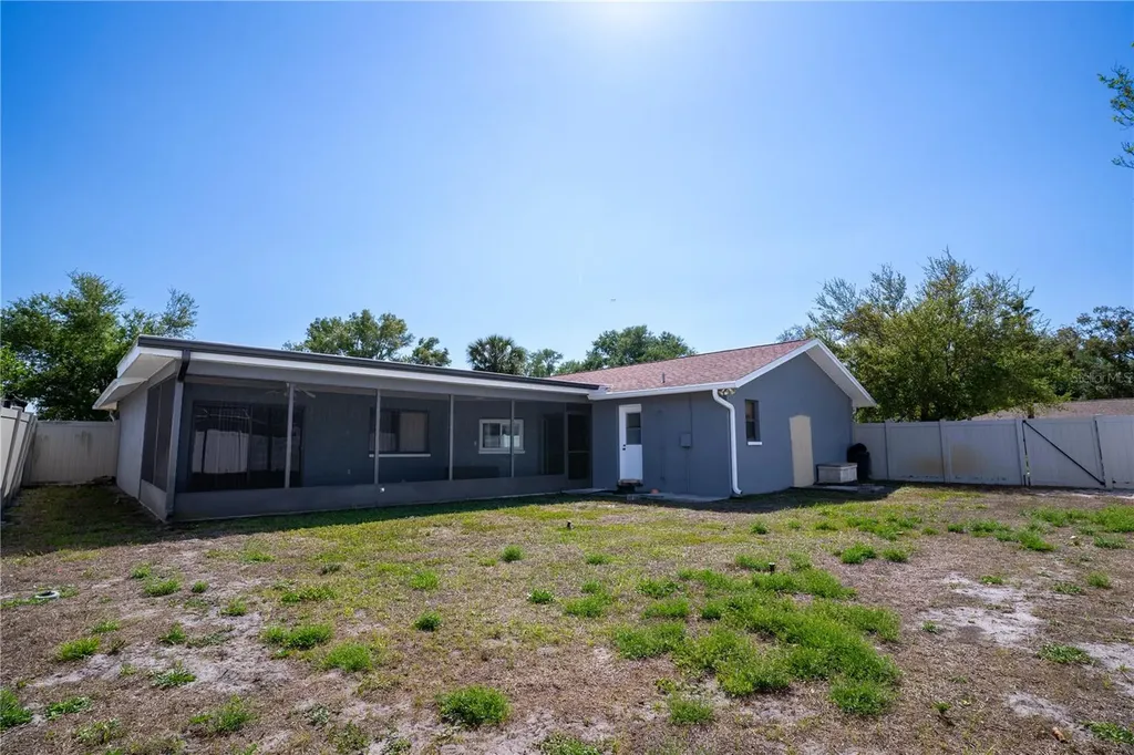 12161 100th Avenue Seminole FL 33772