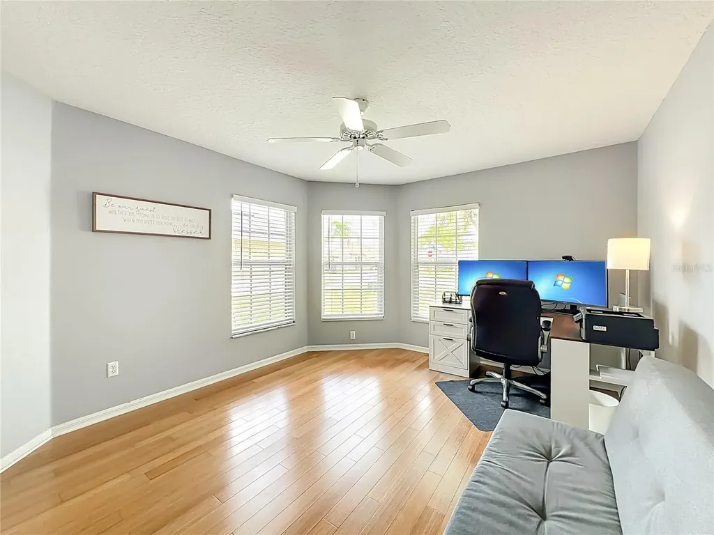 949 Pickfair Terrace Lake Mary FL 32746