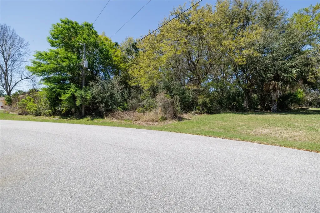 37 Ludlow Lane W Palm Coast FL 32137