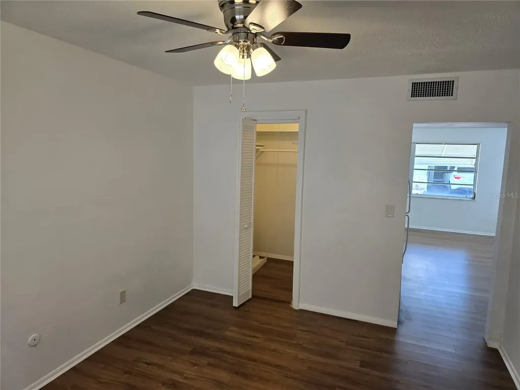 250 Rosery Road NW Largo FL 33770