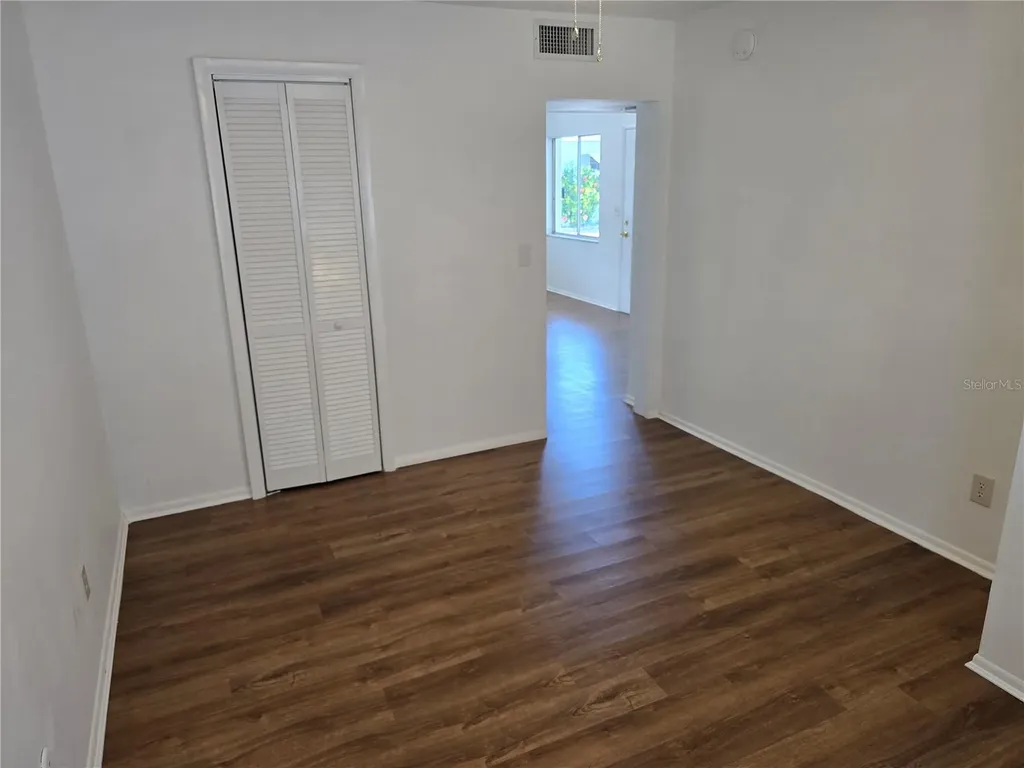 250 Rosery Road NW Largo FL 33770
