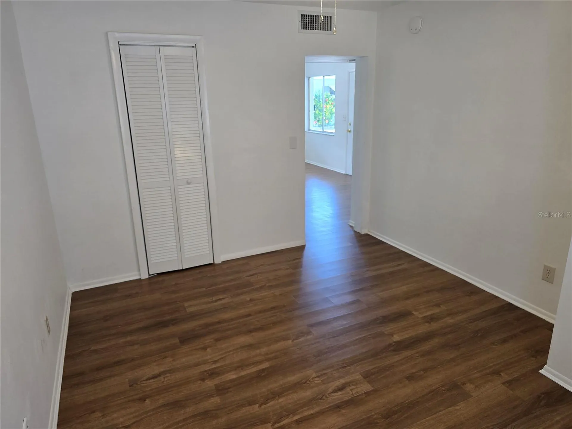 250 Rosery Road NW Largo FL 33770