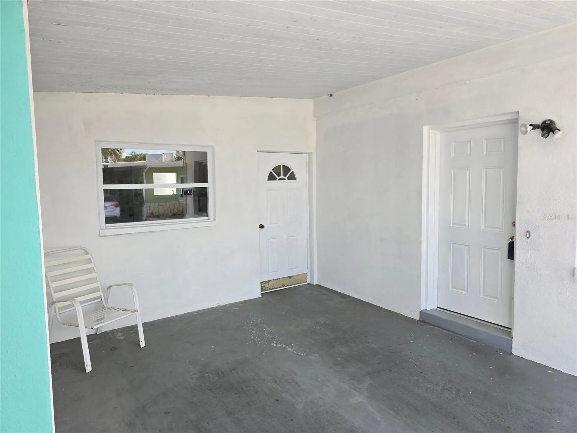 250 Rosery Road NW Largo FL 33770