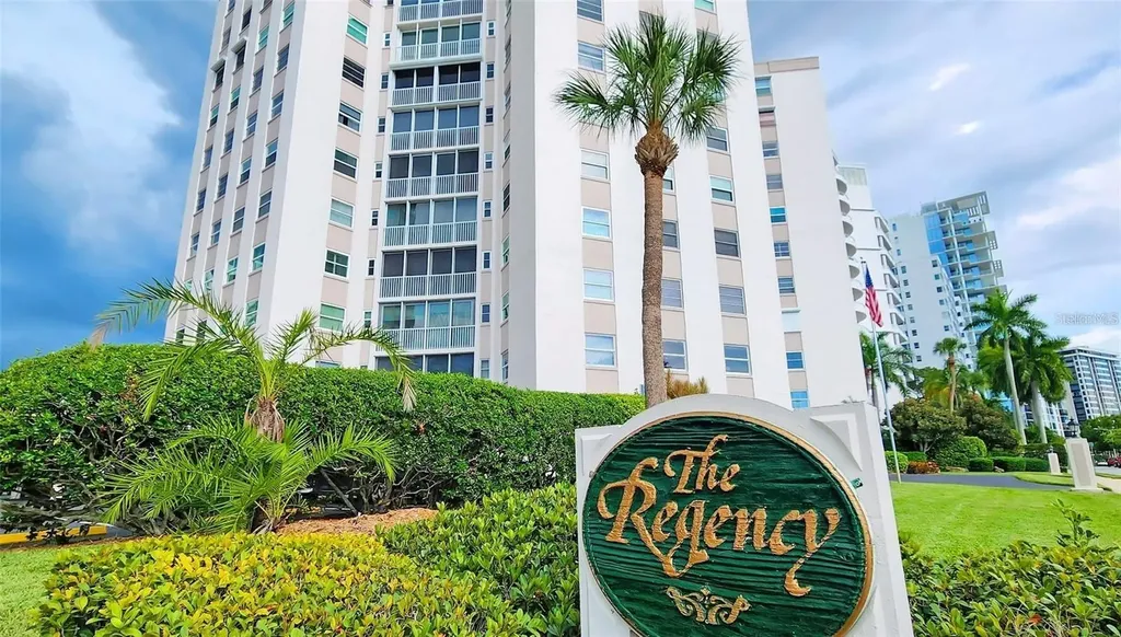 435 S Gulfstream Avenue Sarasota FL 34236
