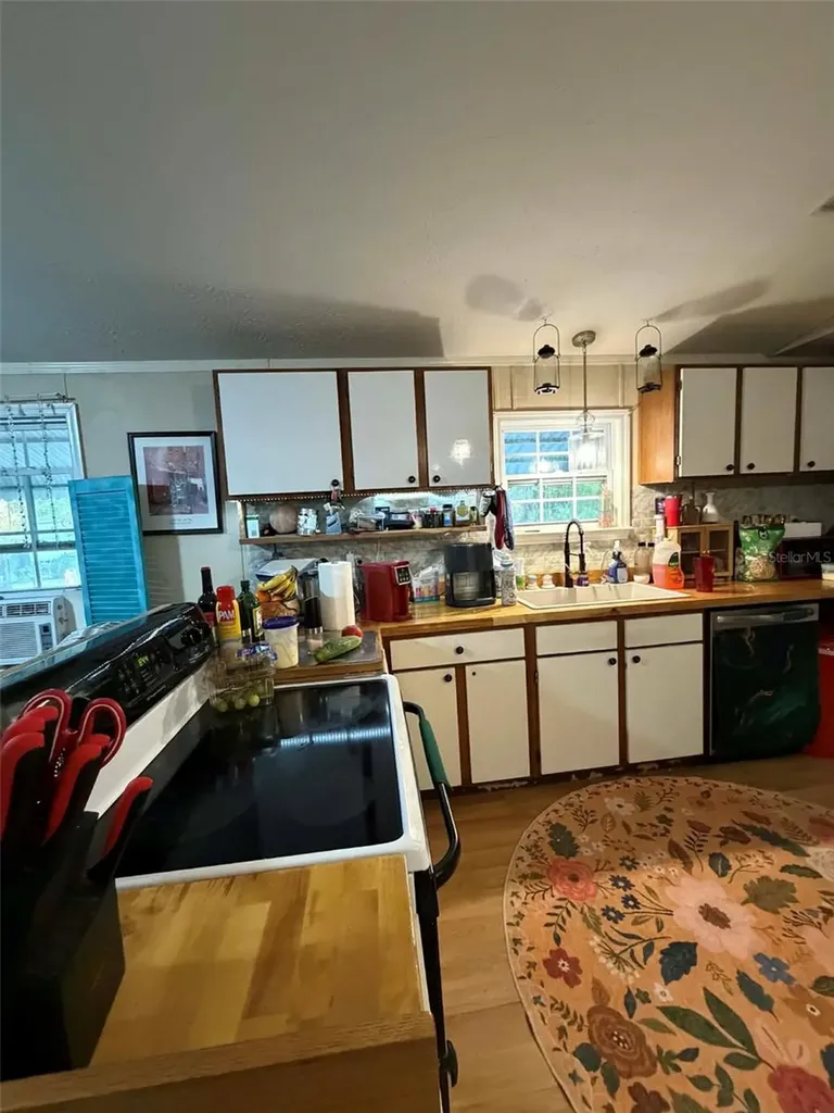 8690 NW 160th Street Trenton FL 32693