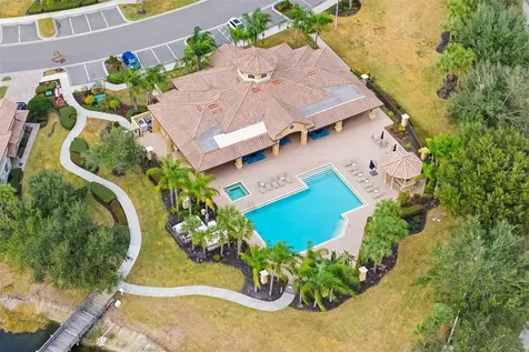 8407 Miramar Way Lakewood Ranch FL 34202