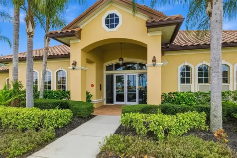 8407 Miramar Way Lakewood Ranch FL 34202