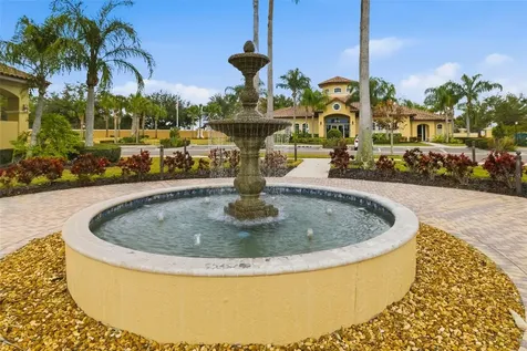 8407 Miramar Way Lakewood Ranch FL 34202