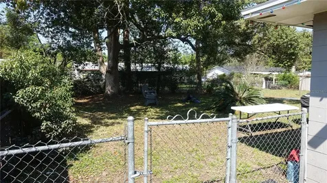 4910 NW 39th Terrace NW Gainesville FL 32606