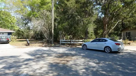 4910 NW 39th Terrace NW Gainesville FL 32606
