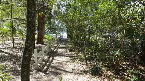 4910 NW 39th Terrace NW Gainesville FL 32606