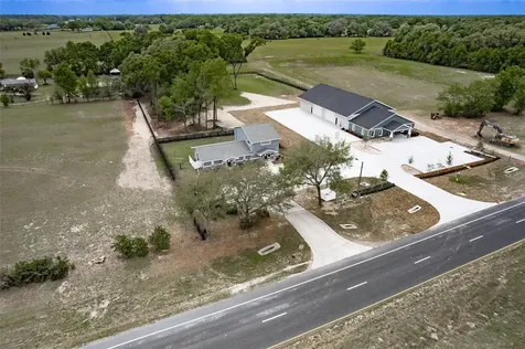 1720 E Cr-484 E Belleview FL 34420