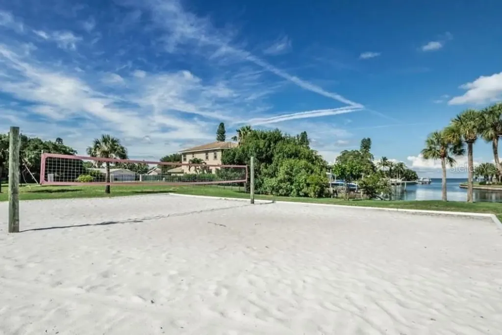 213 Seahorse Drive SE St Petersburg FL 33705
