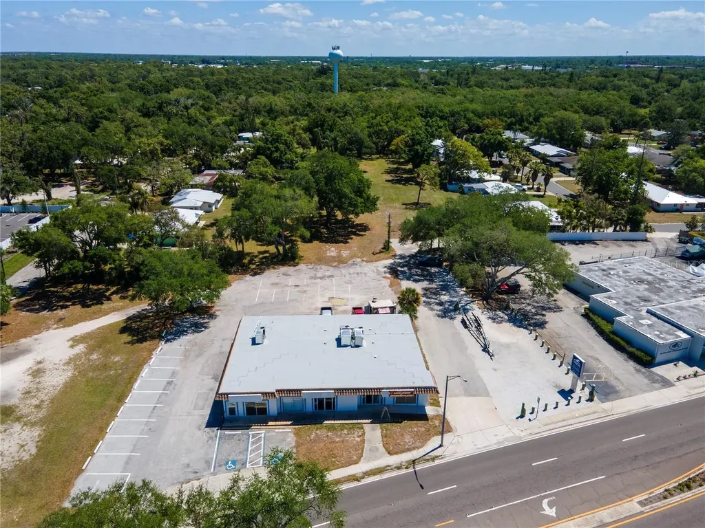 4500 N Tamiami Trail Sarasota FL 34234