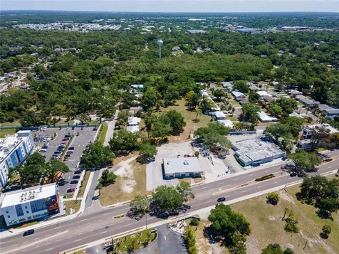 4500 N Tamiami Trail Sarasota FL 34234
