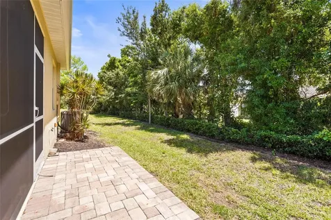 27243 Ipswich Drive Englewood FL 34223