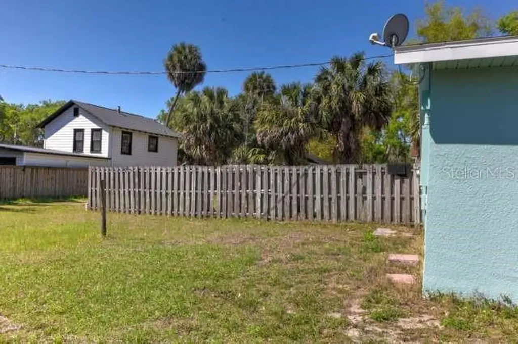 812 SE 11th Street Ocala FL 34471