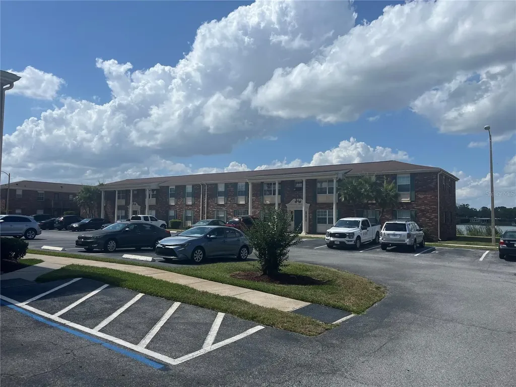 1920 E Edgewood Drive Lakeland FL 33803