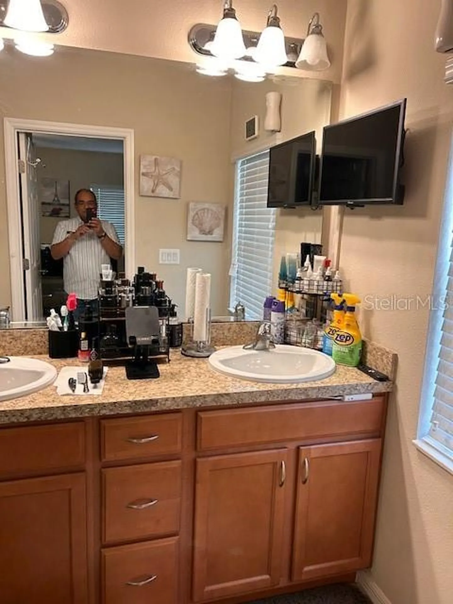 418 Blue Lake Circle Kissimmee FL 34758