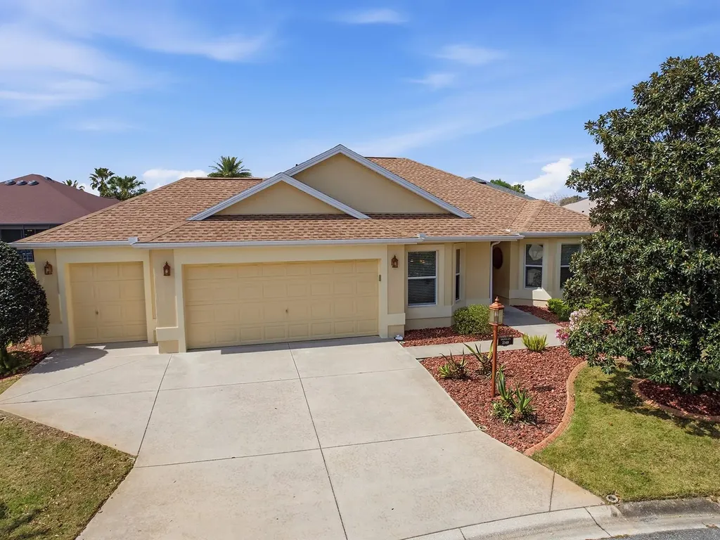 2348 Midnight Pass Court The Villages FL 32162