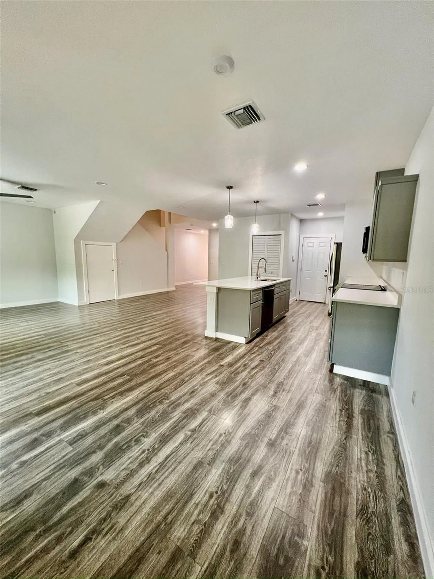 1954 Freedom Drive Clearwater FL 33755