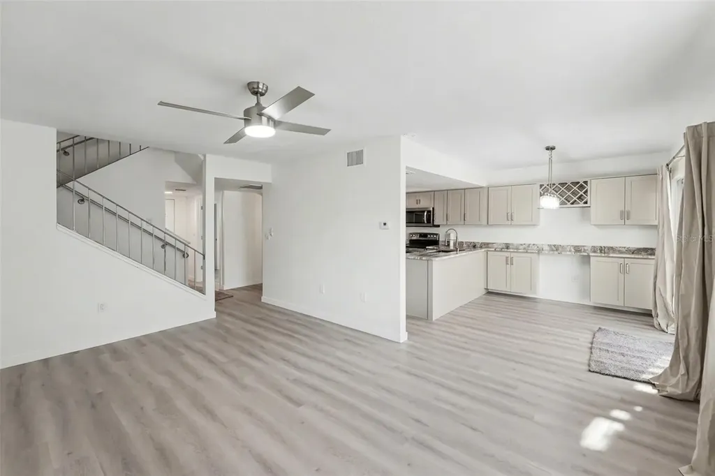 1640 Cape Hope Avenue NE St Petersburg FL 33702