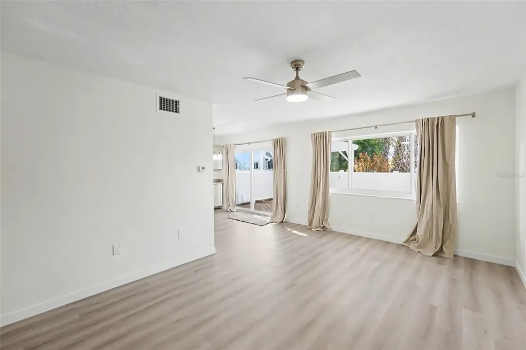 1640 Cape Hope Avenue NE St Petersburg FL 33702