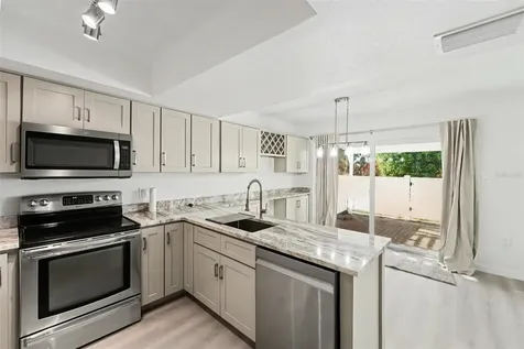 1640 Cape Hope Avenue NE St Petersburg FL 33702