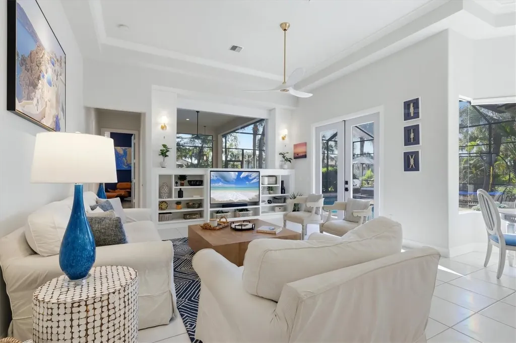 19 N Cayman Isles Boulevard Englewood FL 34223