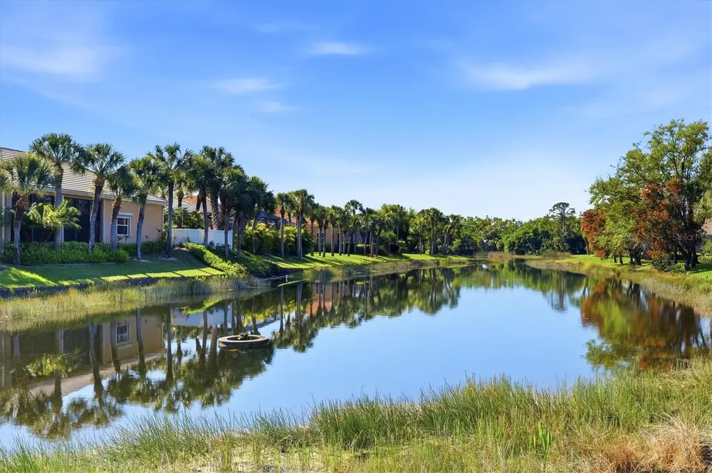 19 N Cayman Isles Boulevard Englewood FL 34223