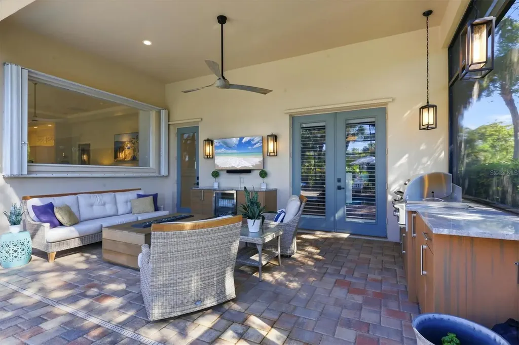 19 N Cayman Isles Boulevard Englewood FL 34223