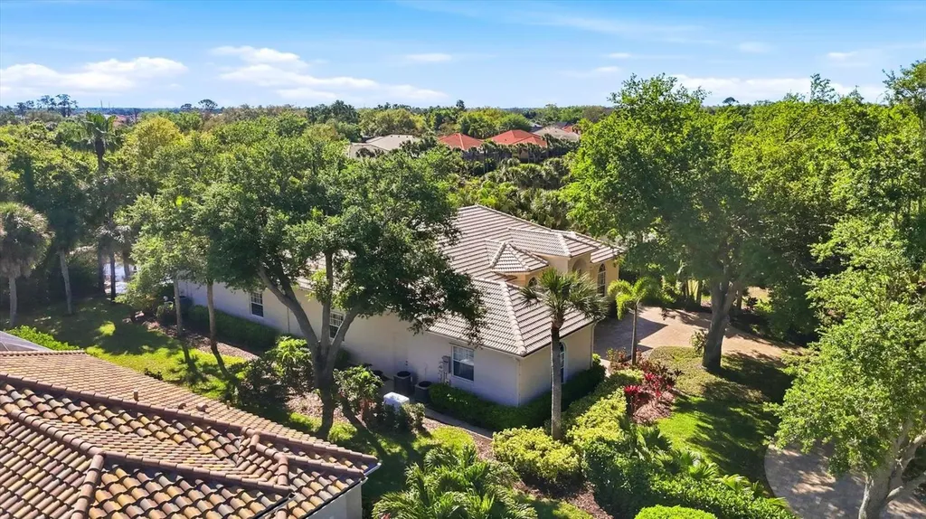 19 N Cayman Isles Boulevard Englewood FL 34223