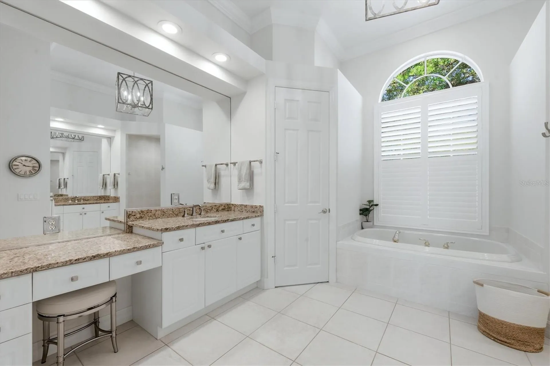 19 N Cayman Isles Boulevard Englewood FL 34223