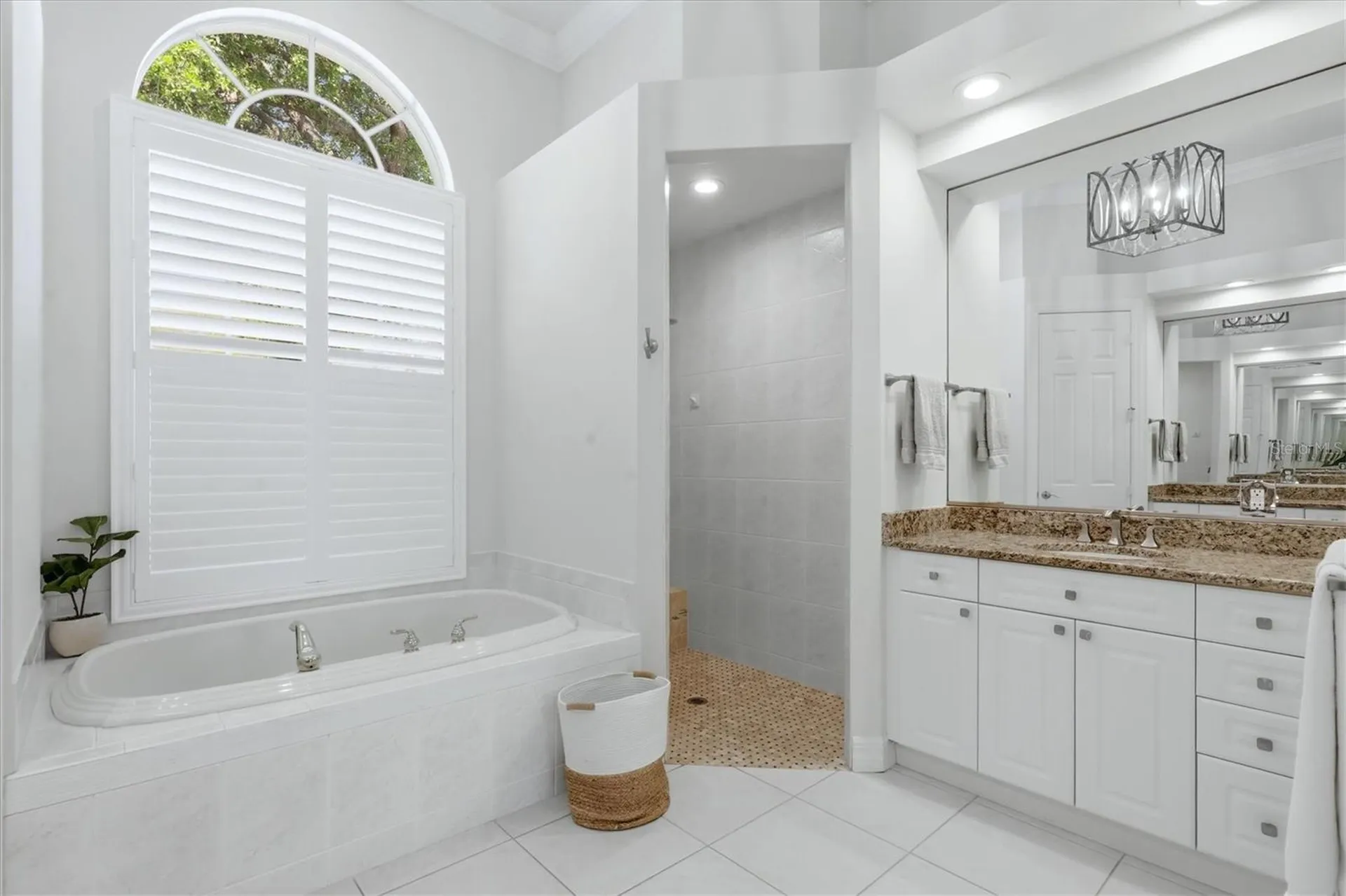 19 N Cayman Isles Boulevard Englewood FL 34223