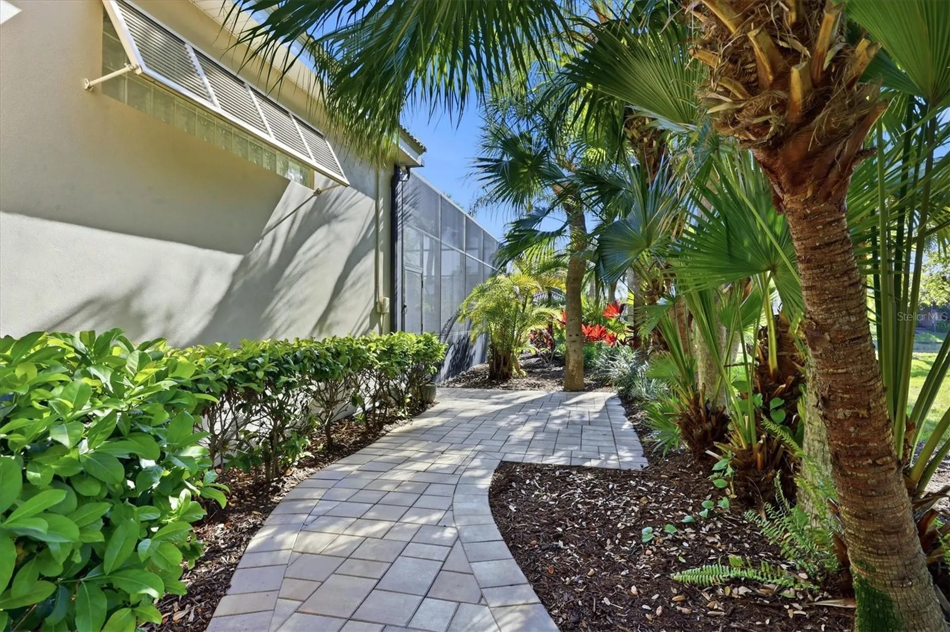 19 N Cayman Isles Boulevard Englewood FL 34223