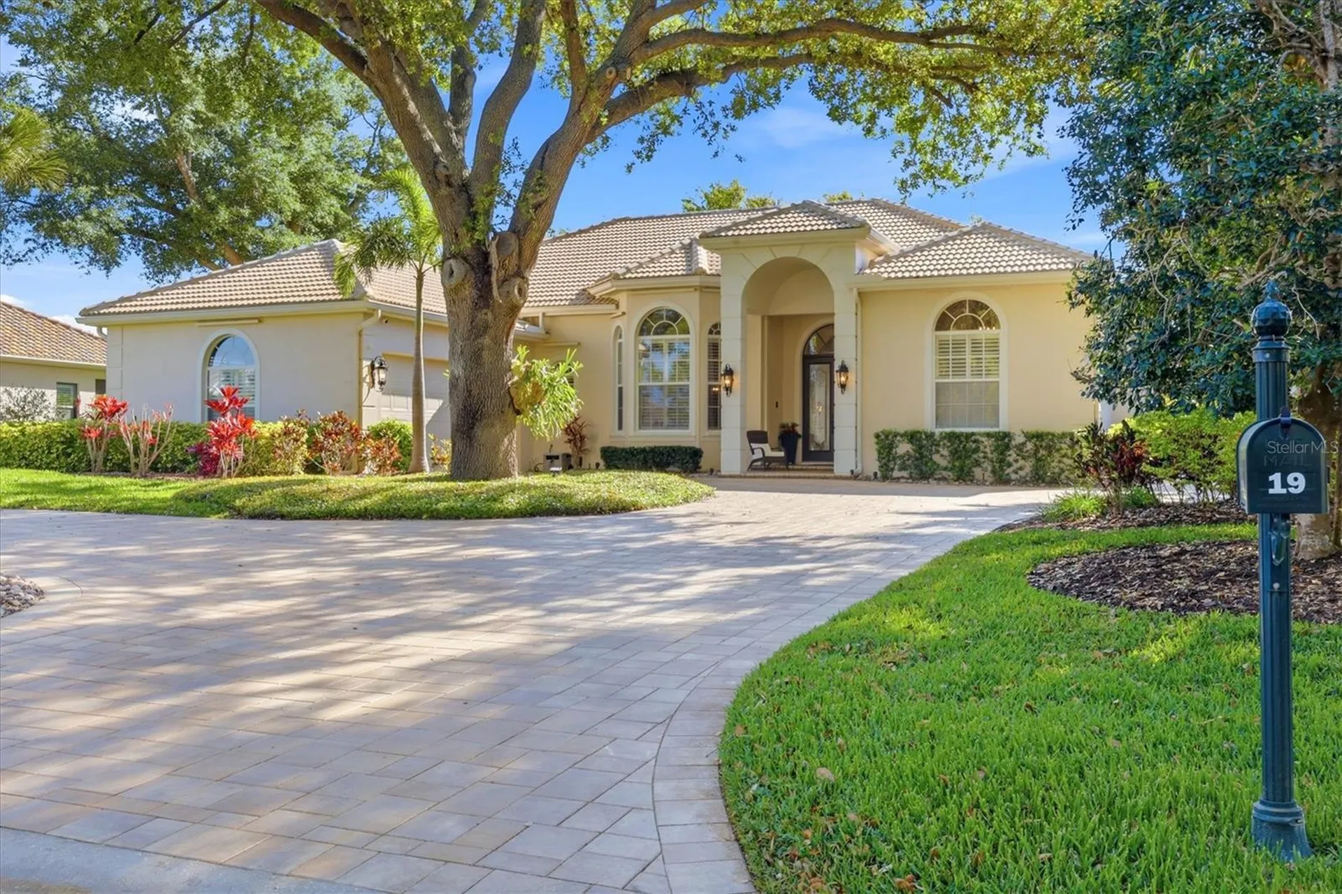 19 N Cayman Isles Boulevard Englewood FL 34223