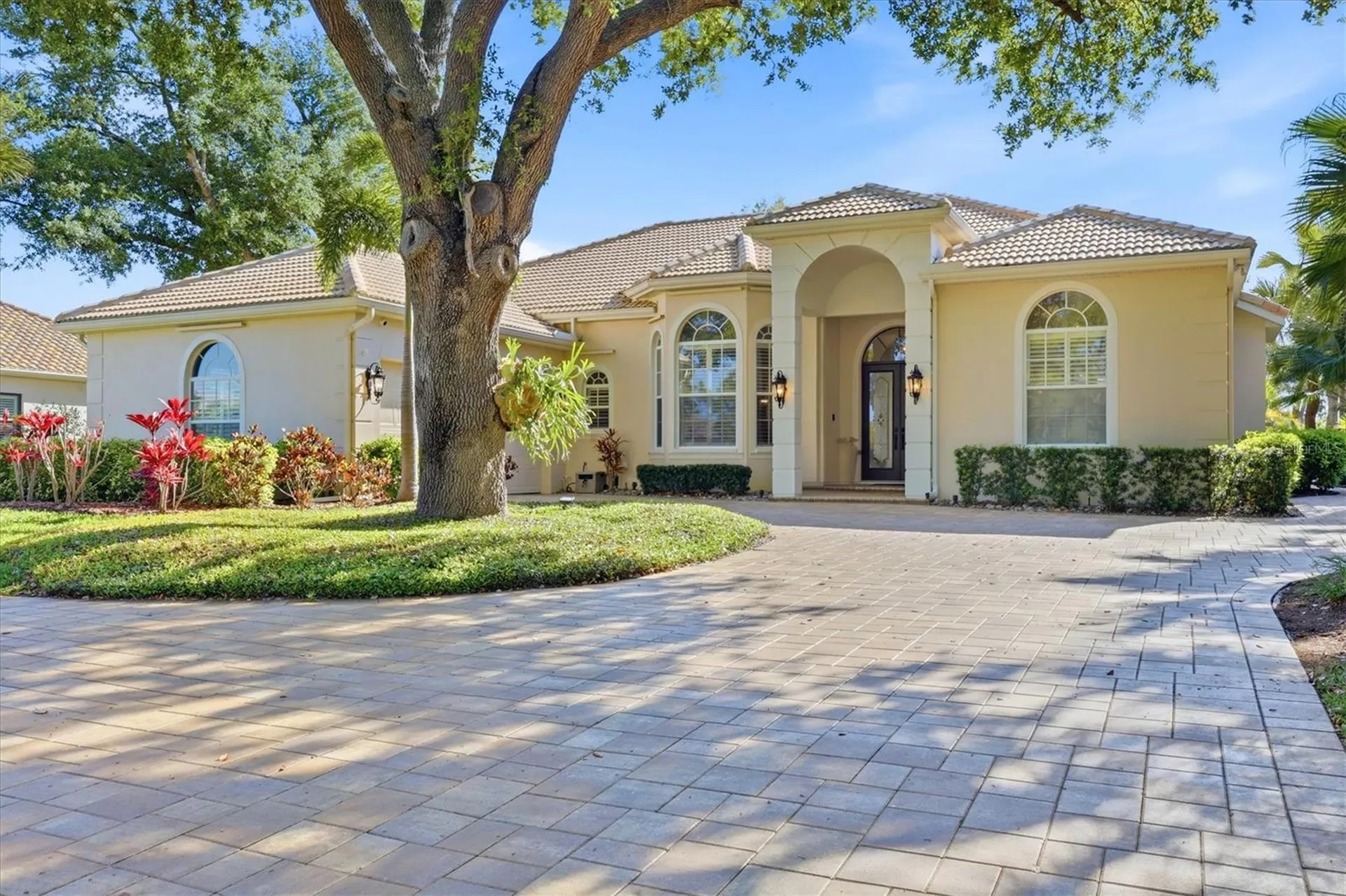 19 N Cayman Isles Boulevard Englewood FL 34223