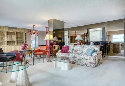 11000 Gulf Boulevard Treasure Island FL 33706