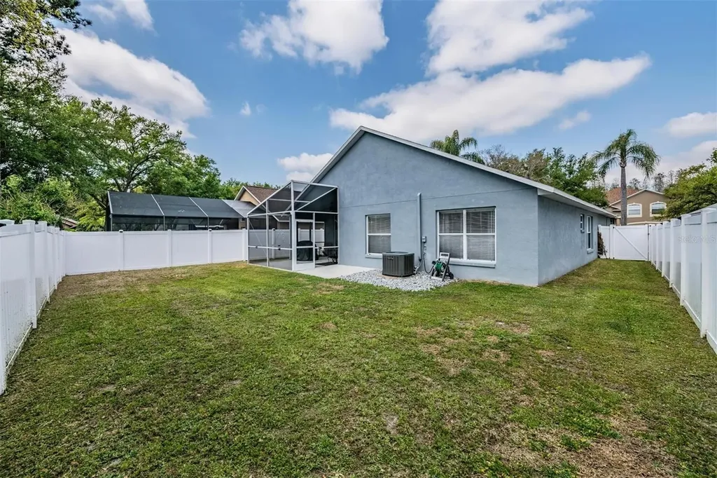 18955 Wood Sage Drive Tampa FL 33647