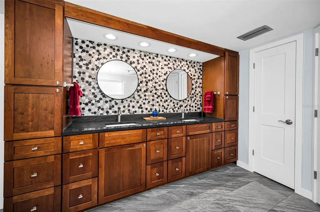 2457 Stag Run Boulevard Clearwater FL 33765