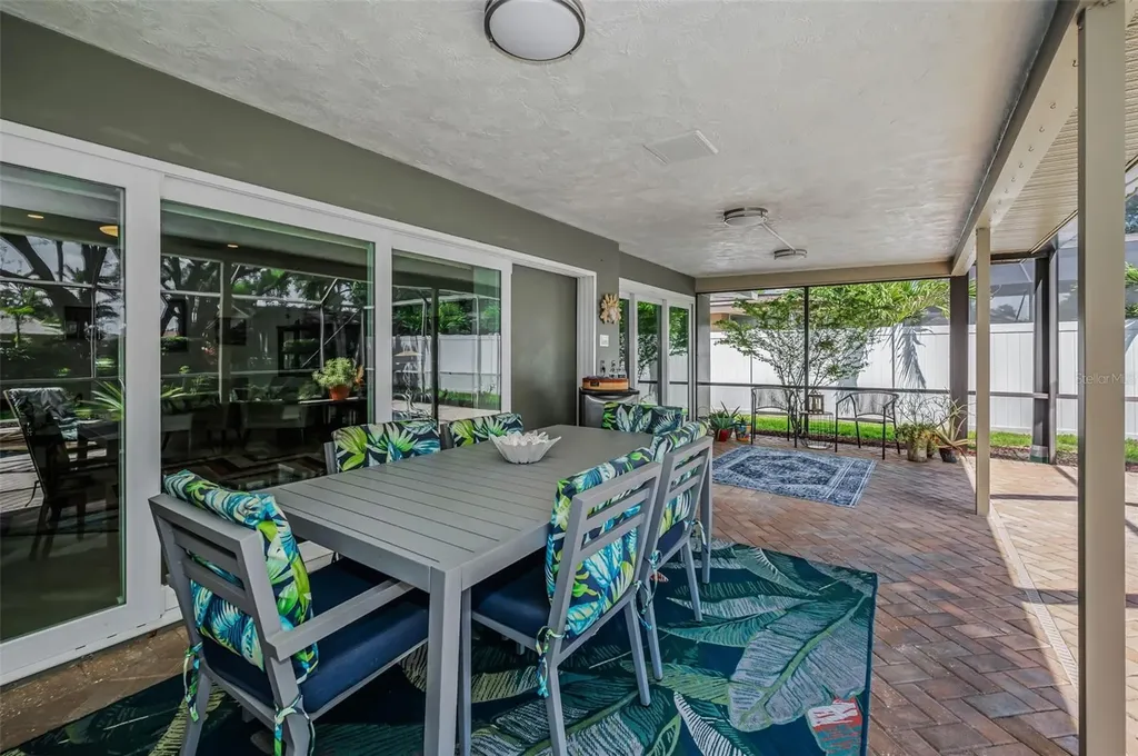 2457 Stag Run Boulevard Clearwater FL 33765