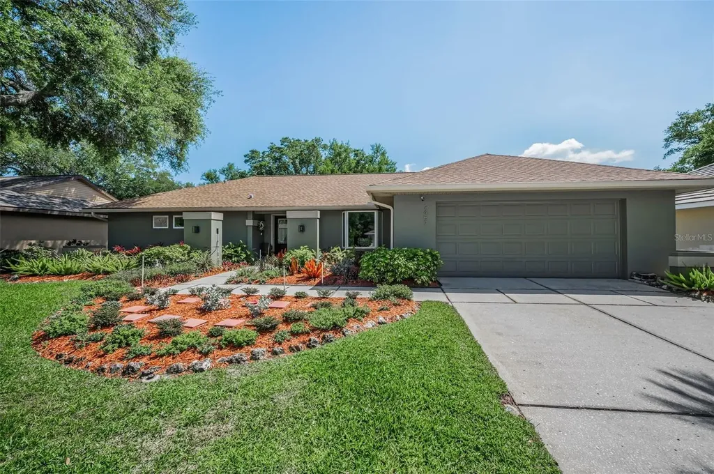 2457 Stag Run Boulevard Clearwater FL 33765
