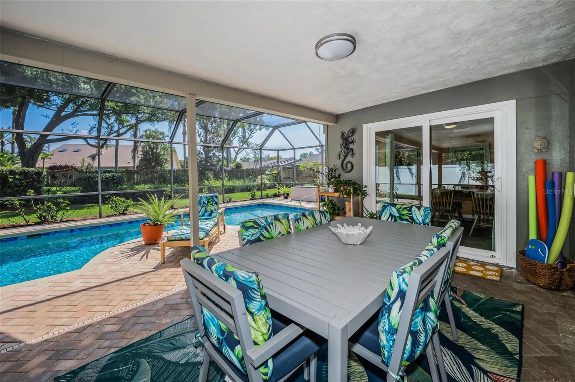 2457 Stag Run Boulevard Clearwater FL 33765