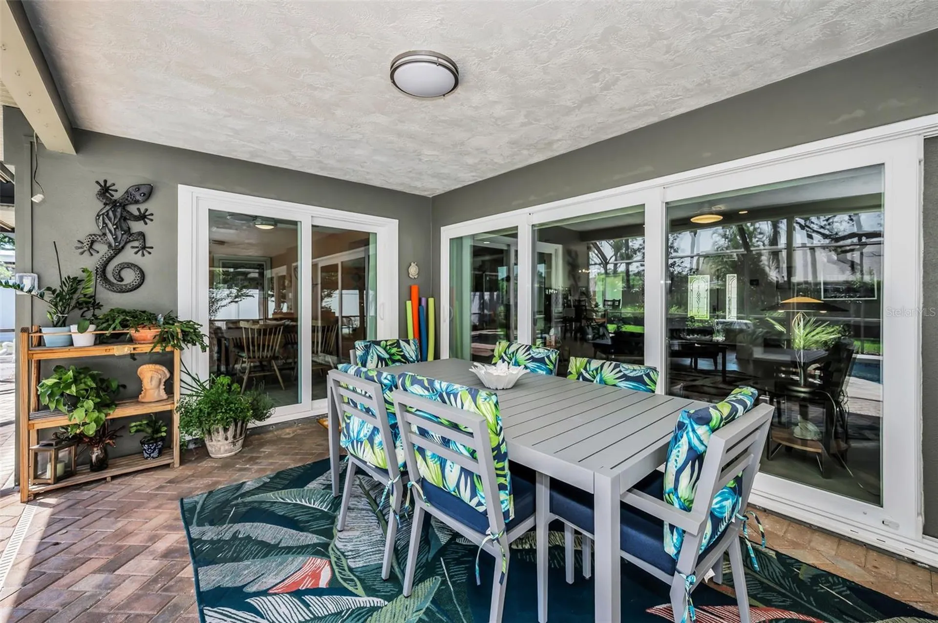 2457 Stag Run Boulevard Clearwater FL 33765